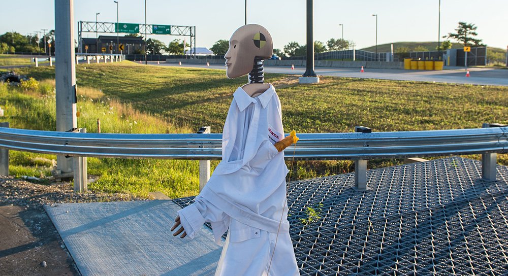 1532675911_robot_pedestrian-kopya