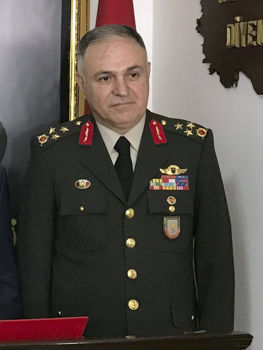 Genelkurmay 2. Başkanlığı'na da Korgeneral Metin Gürak atandı.