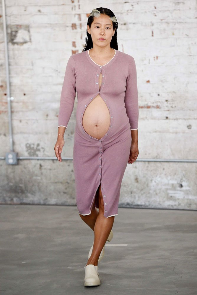 Eckhaus Latta 2018 yaz hamile elbisesi...