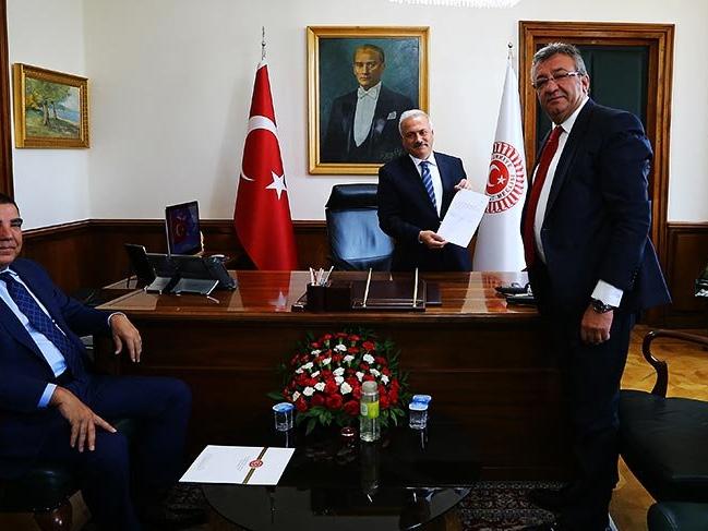 CHP Meclis Başkanı adaylığı başvurusunu yaptı