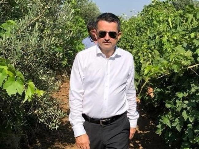 Tarım ve Orman Bakanı Bekir Pakdemirli Turkcell görevinden istifa etti