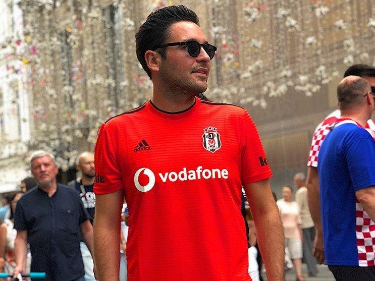 Hacı Sabancı, Dünya Kupası Finali'ni Beşiktaş formasıyla izledi