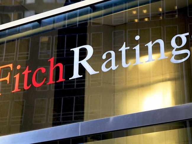 Fitch yedi şirketin kredi notunu düşürdü