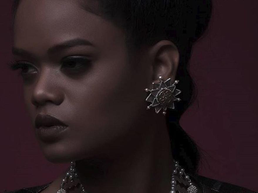 Rihanna'nın aynı kopyası: Tüm dünya bu kadını konuşuyor