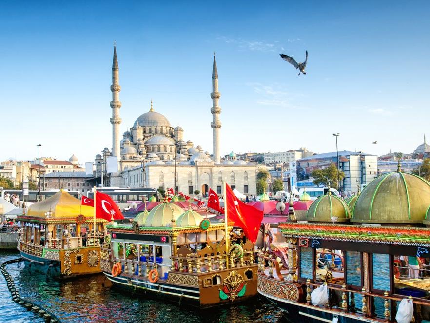 Eminönü'nün gezilecek yerleri: İstanbul'un tarihi dokusunu yaşayacağınız Eminönü...