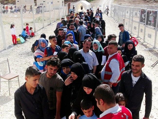 Ramazan Bayramı için ülkelerine dönen 3 bin Suriyeli geri gelmedi