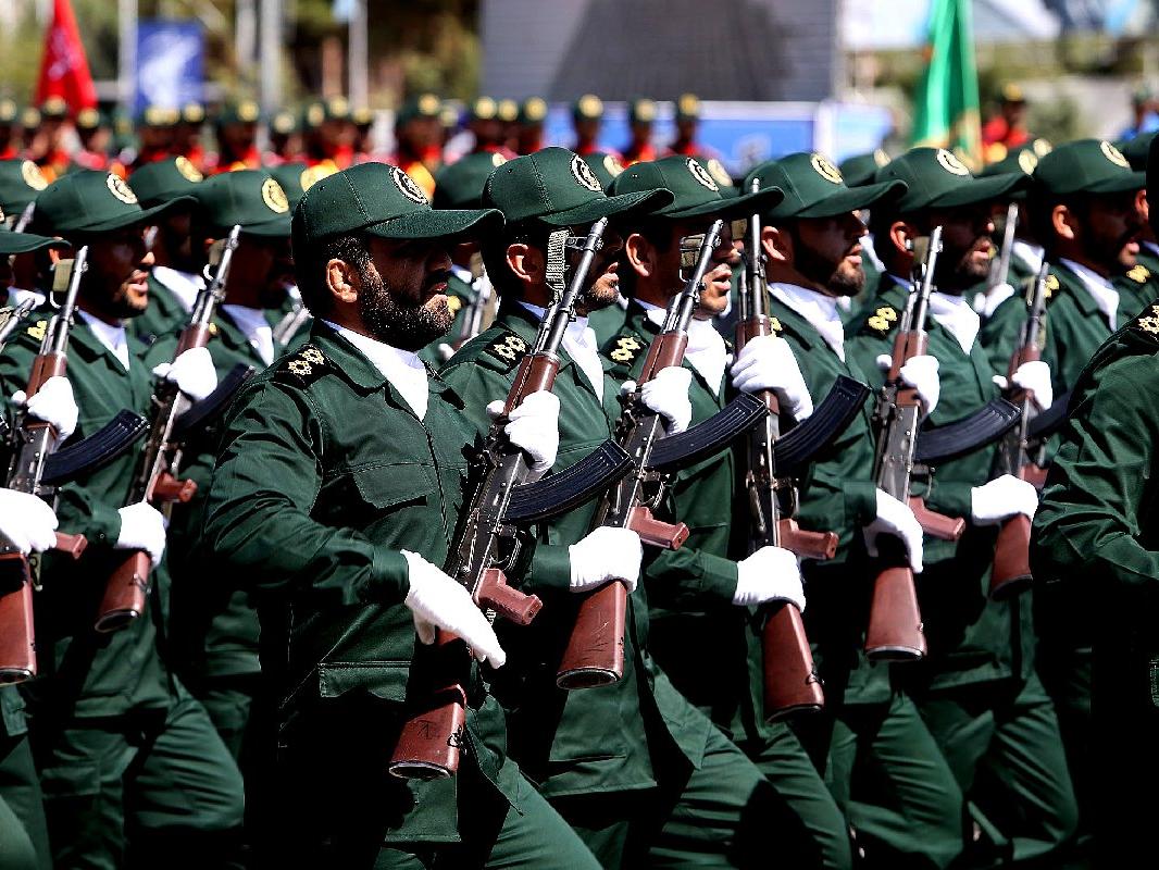 İran'dan Trump'a: Biz şehit olmaya hazırız ve sizi bekliyoruz
