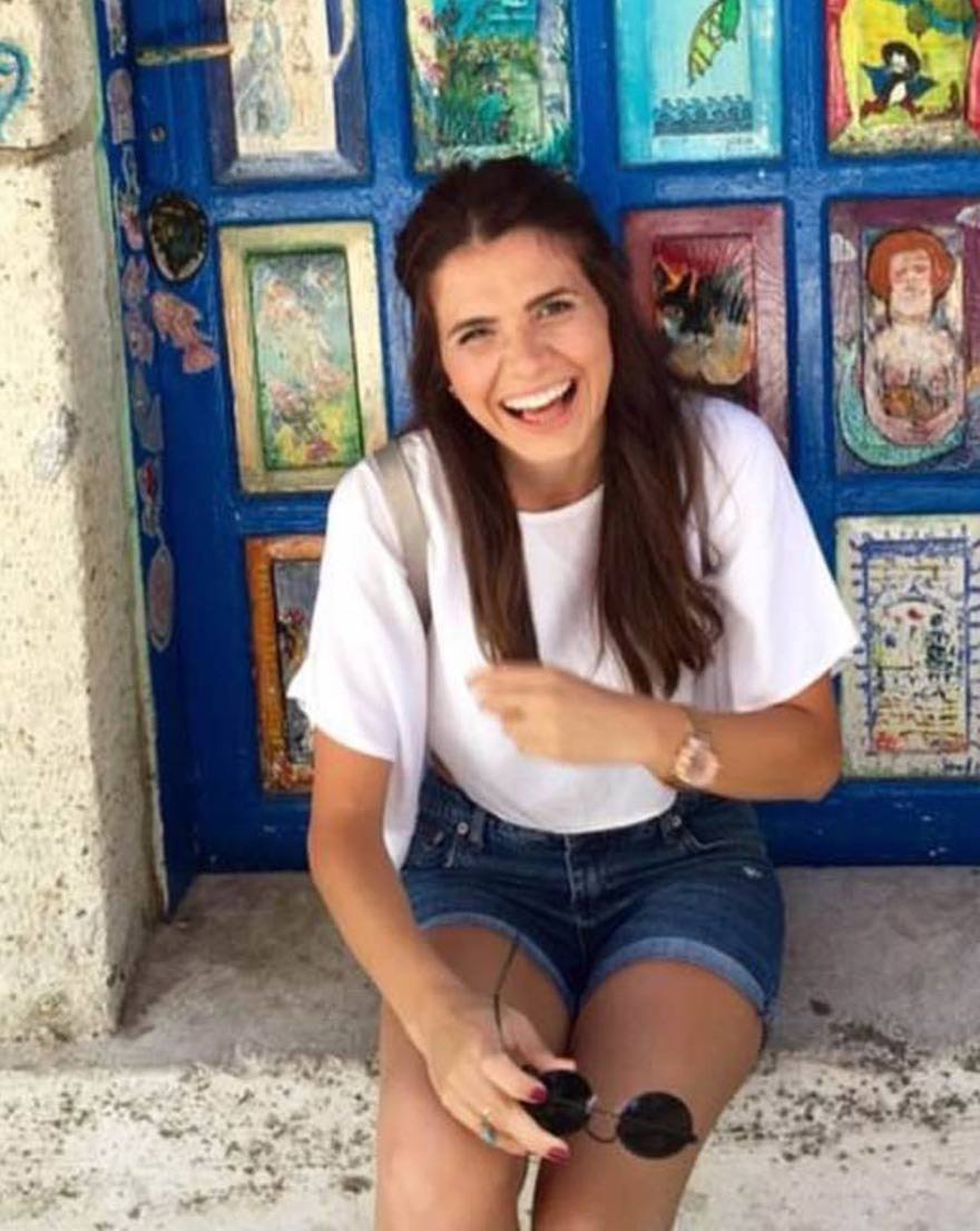 FOTO: DHA- BURSA'DA FRANSIZCA ÖĞRETMENİ YEŞİM ŞAHİN AKÇİĞER KANSERİNDEN YAŞAMINI YİTİRDİ 