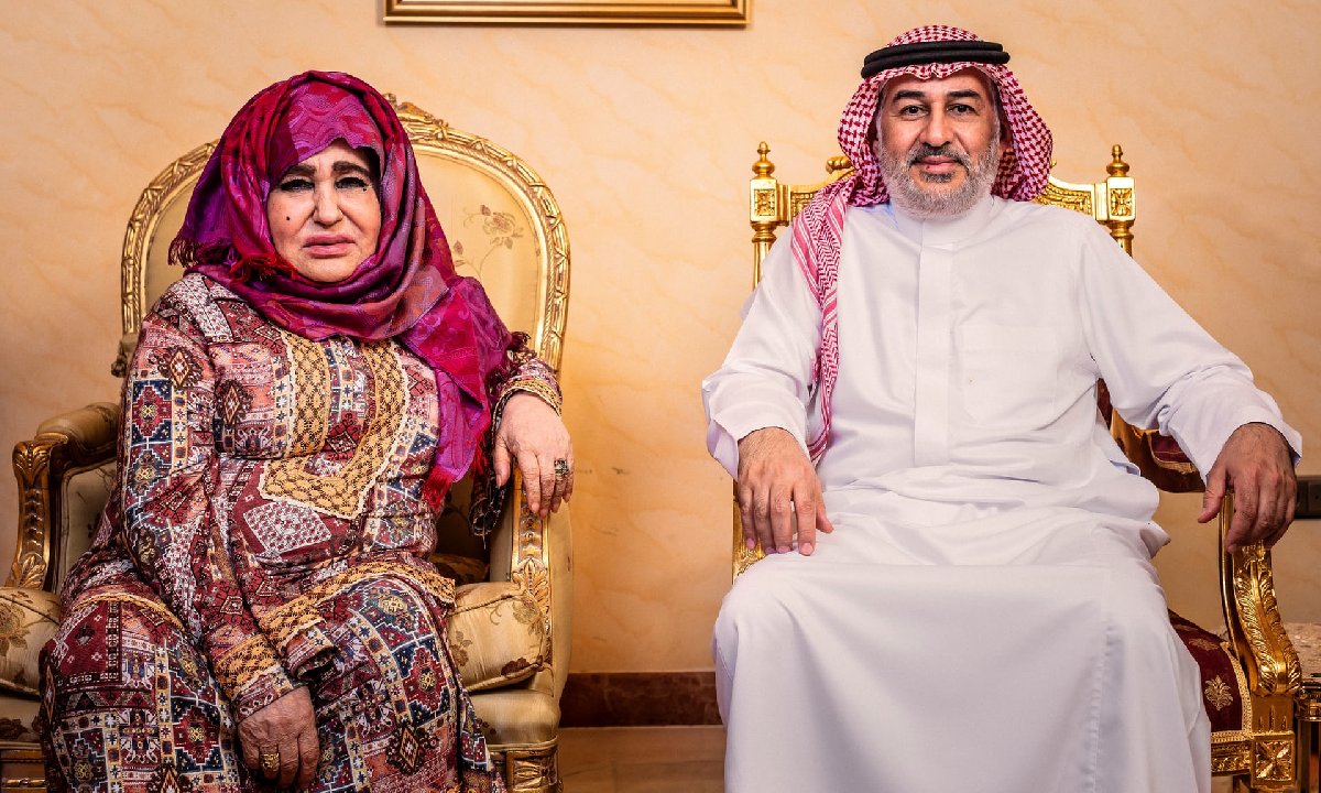 Alia Ghanem'in röportajı sırasında Usame Bin Ladin'in kardeşi Ahmed de yer aldı. Röportaj, Suudi Arabistan, Cidde'de gerçekleşti.