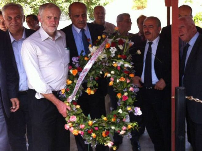 Corbyn'in 2014'teki fotoğrafları İngiltere ve İsrail arasında kriz yarattı. 