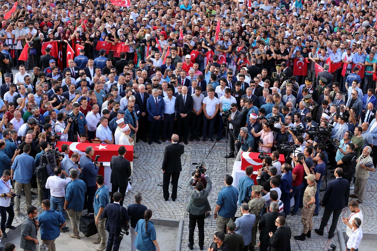 Erdogan cenaze namazı sonrası kısa bir konuşma yaptı. AA