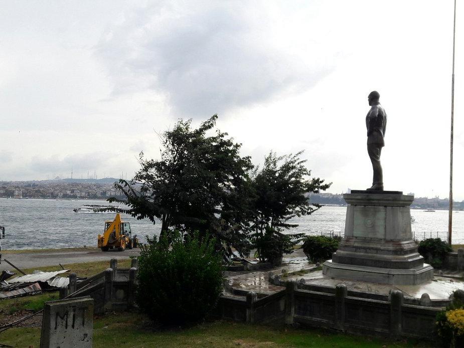 14 yıl sonra bu ayıp bitiyor... Atatürk Anıtı artık özgür
