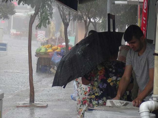 Karadeniz'e yağış, Marmara'ya fırtına uyarısı! Hava durumu nasıl olacak? Son uyarılar...