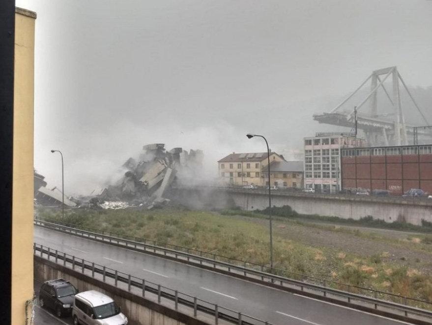 İtalya'da korkunç olay... 100 metre yüksekliğindeki köprü çöktü: Ölü ve yaralılar var