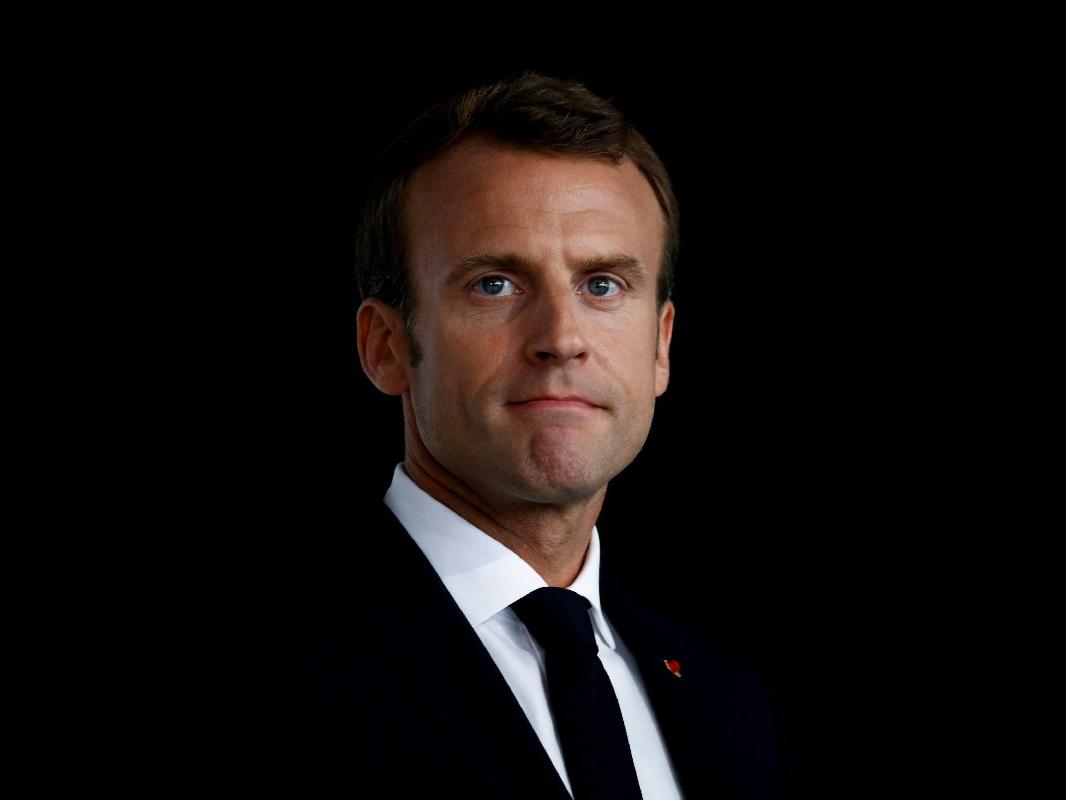 Koruma skandalı, istifalar derken Macron'a güven kalmadı