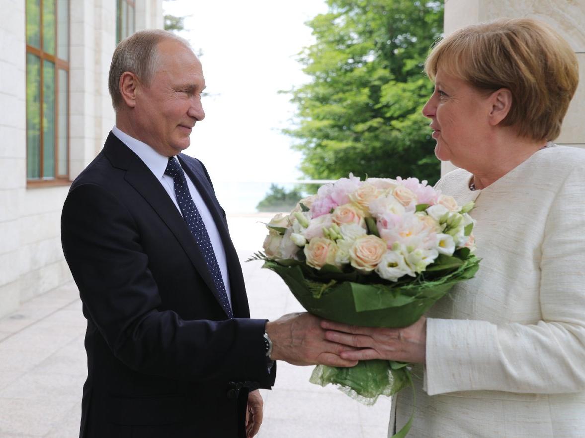 Merkel ve Putin'in gündem maddesi Donald Trump ve politikası