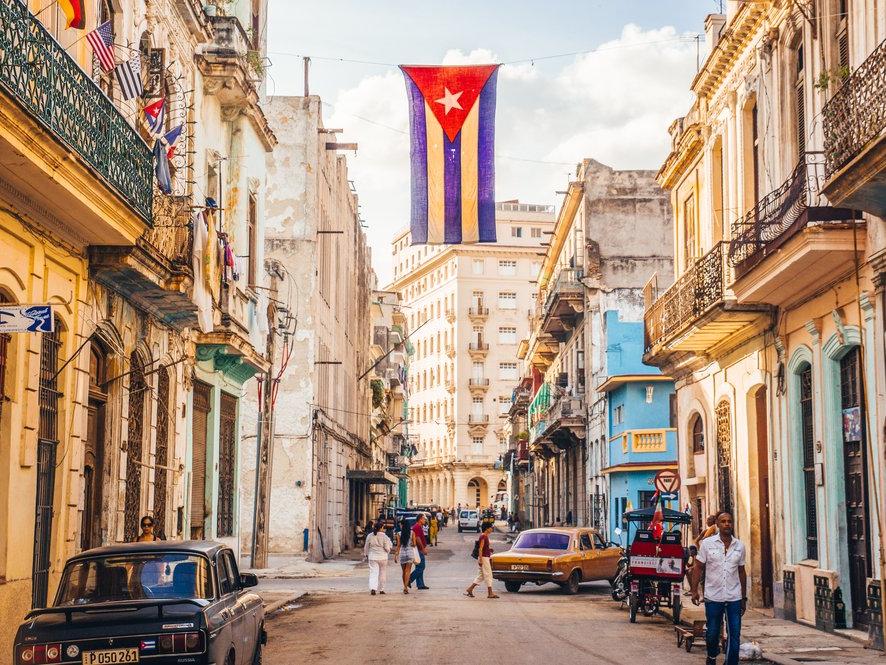 Küba gezilecek yerler: Beyaz kumlu plajları ve hareketli kültürü ile Küba gezi rehberi...
