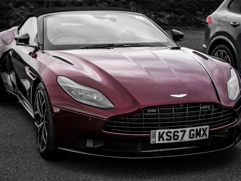 Bond efsanesinin otomobili Aston Martin halka arz oluyor