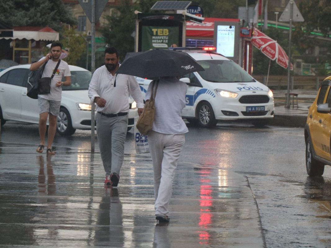Meteoroloji'den hava durumu açıklaması: İstanbul ve Ankara için yağış uyarısı!