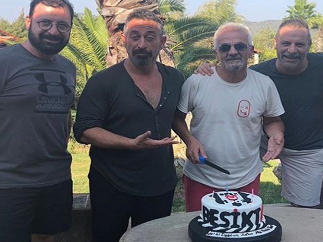 Zafer Algöz'e Beşiktaşlı pasta