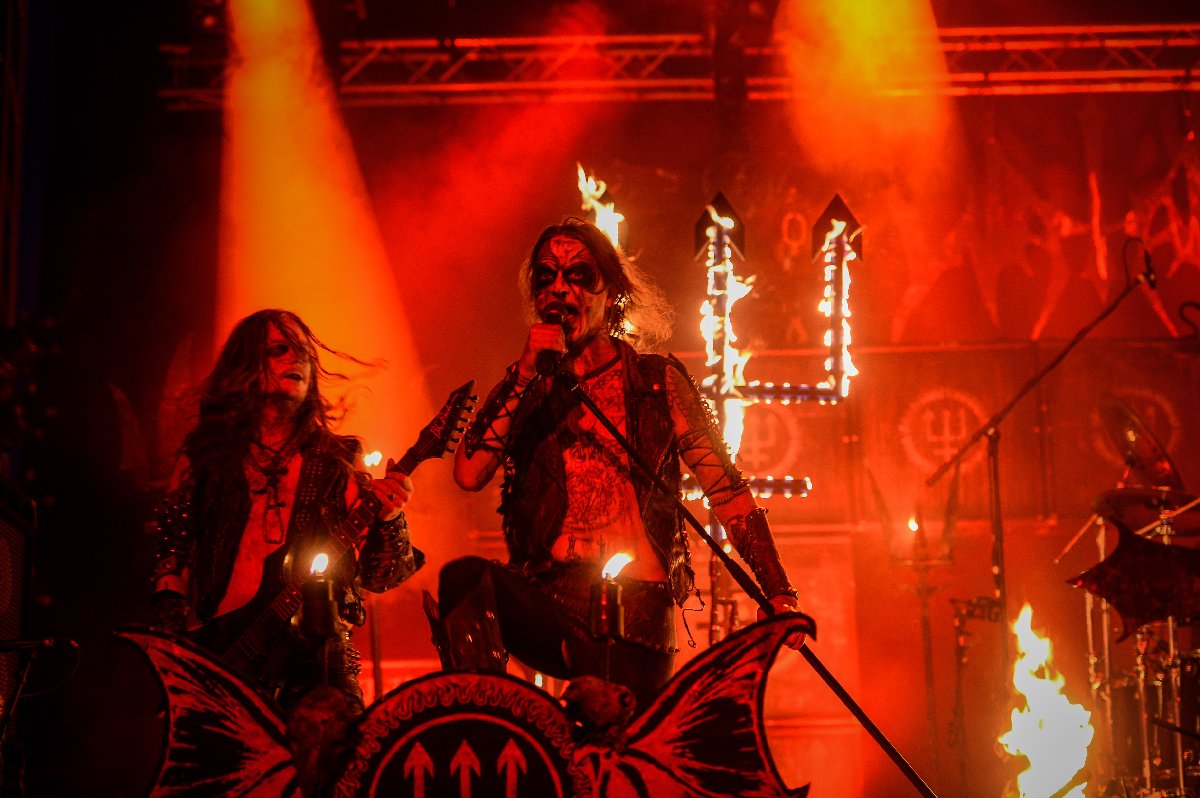 Watain isimli metal grubu da sahne alan gruplardan biriydi.