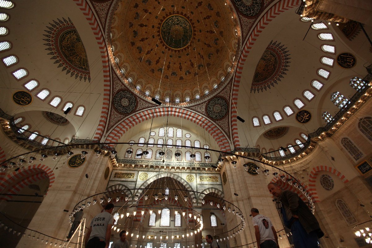 ramazan-imsakiye-iftar-depophotos