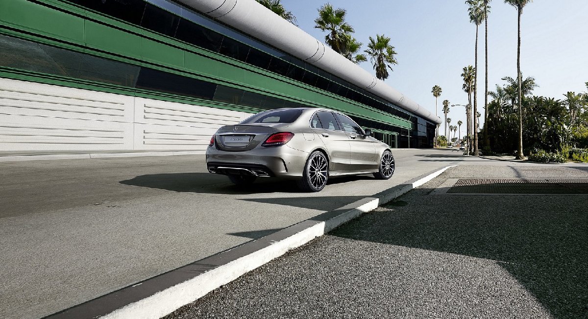 yeni-mercedes-benz-c-serisi-kopya