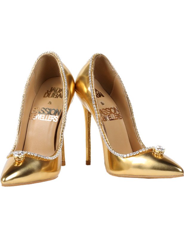 17 milyon dolarlık altından ayakkabı.