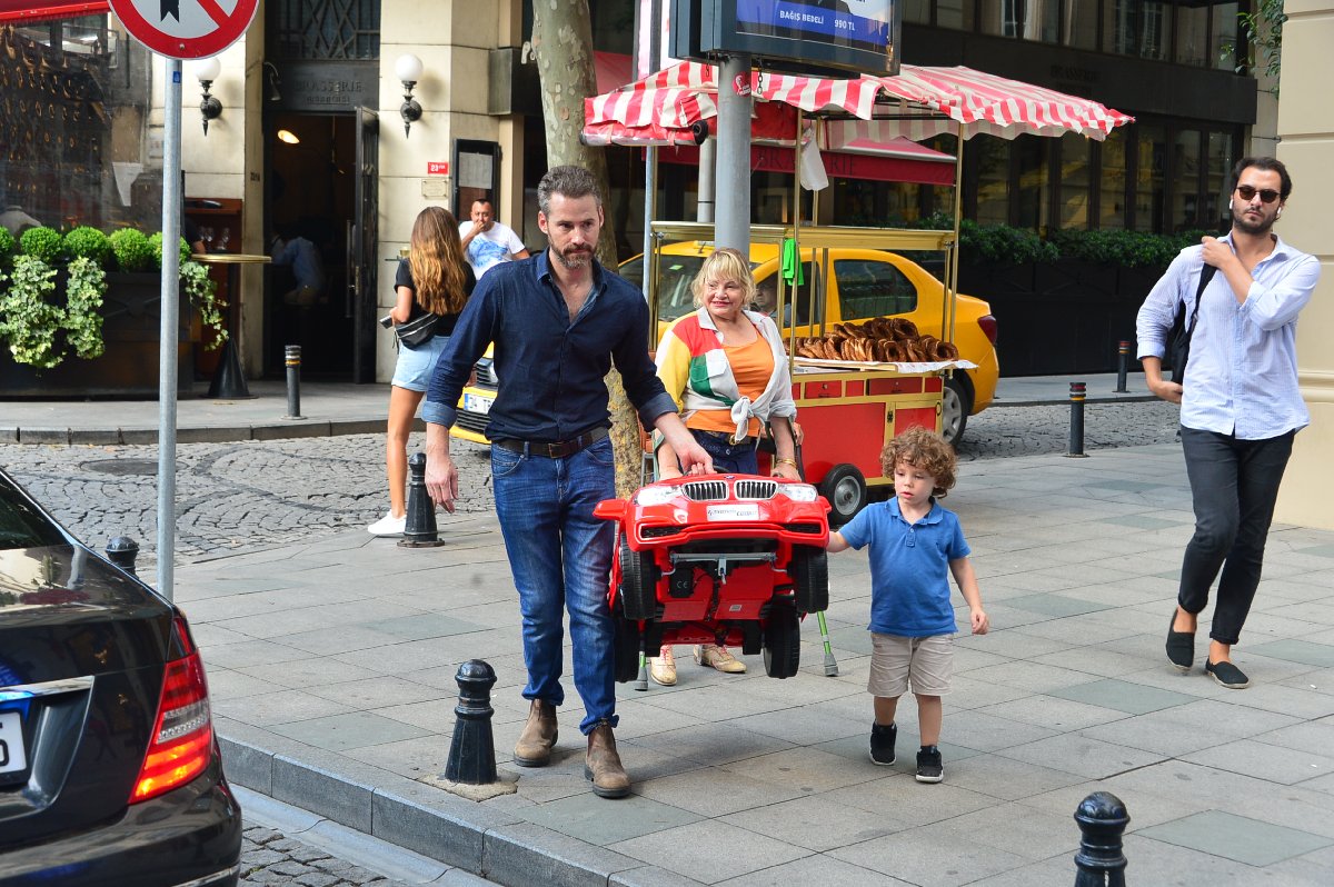 benjamin-harvey-leon-7