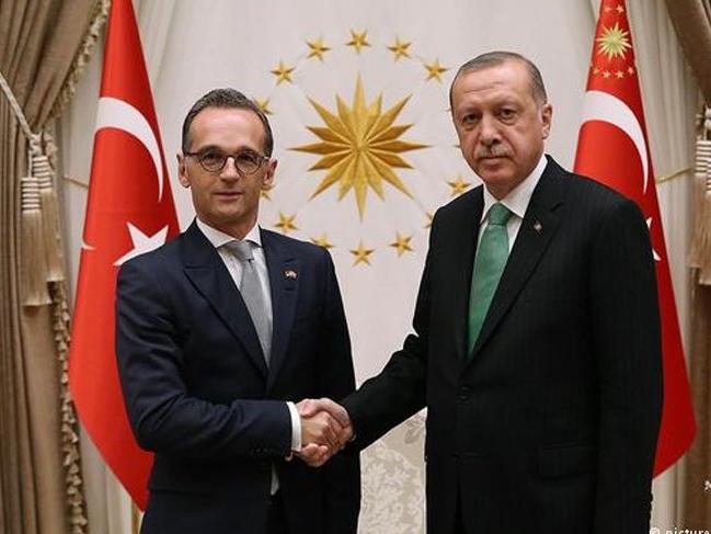 Almanya Dışişleri Bakanı Maas: Alman şirketleri Türkiye'de yatırımı riskli buluyor