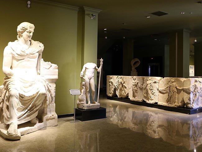 Türkiye'nin en zengin müzelerinden Burdur Müzesi