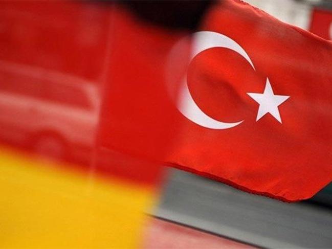 Almanya'dan skandal karar! Türkiye'ye silah ve askeri zırh satımını durdurdu