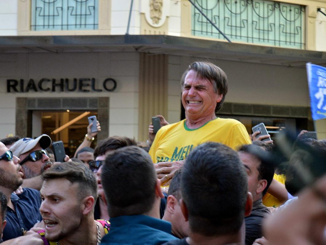 Brezilya'da sağcı aday bıçaklandı