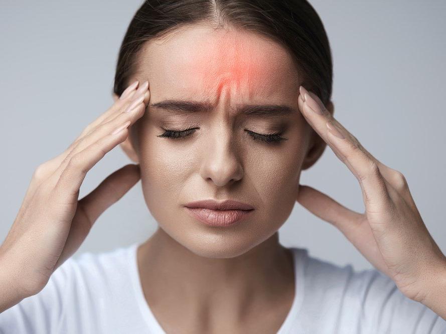 Baş ağrısını ilaçsız geçirmenin yolları