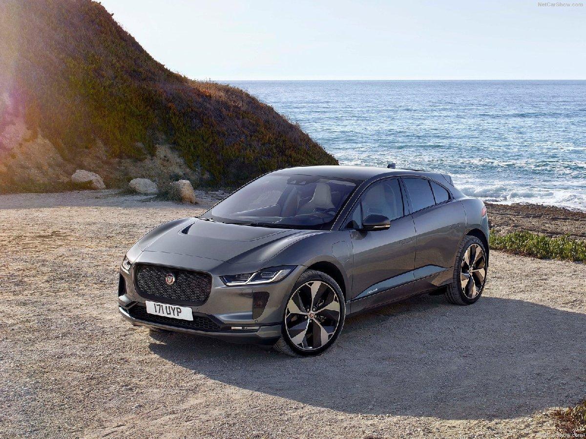 Jaguar otonom araçlarına hareketli gözler taktı