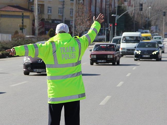 İstanbul'da trafik denetimleri! 43 bin sürücüye cezai işlem uygulandı