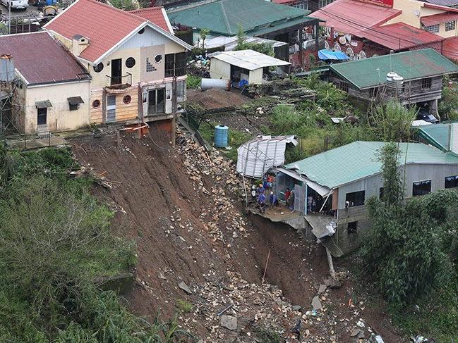 Çin’de Mangkhut tayfunu nedeniyle kırmızı alarm! Hayatını kaybedenlerin sayısı 64'e yükseldi