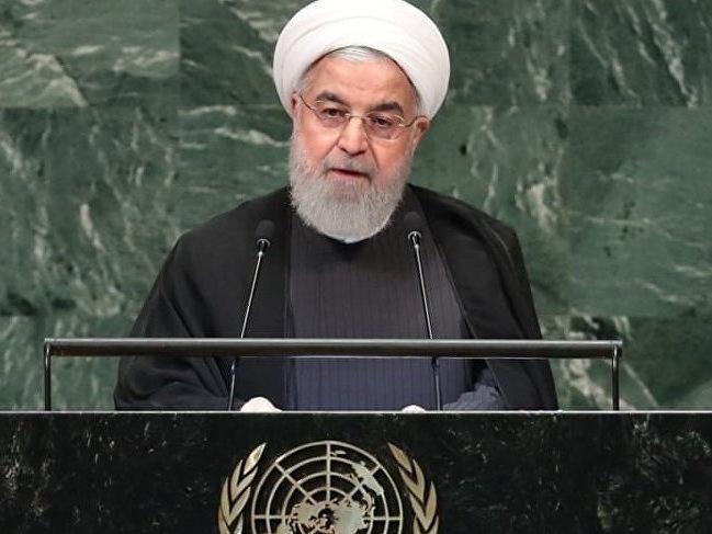 Ruhani: ABD güçlü olduğu için haklı olduğunu zannediyor
