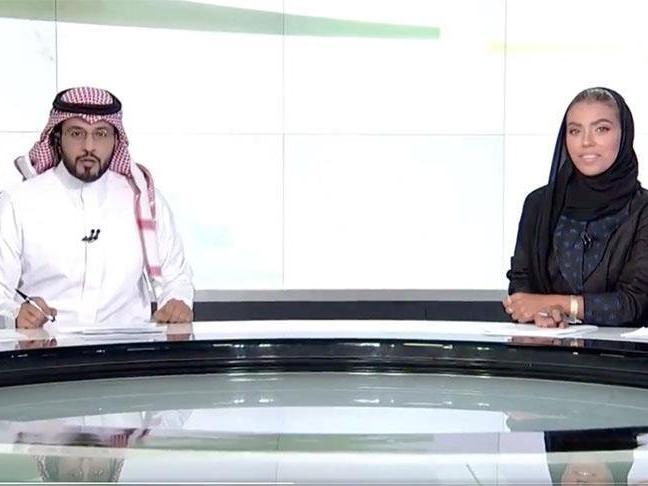 Suudi Arabistan'da bir ilk daha... Ana haberi kadın spiker sundu