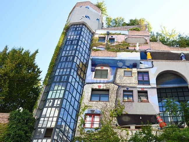 Viyana'nın ünlü Hundertwasser Apartmanı