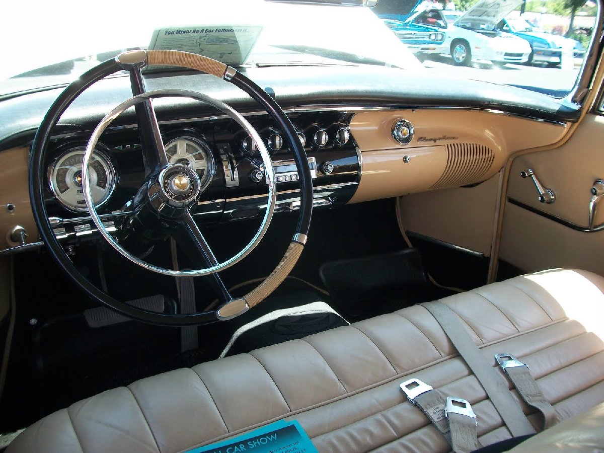 1940car-interior