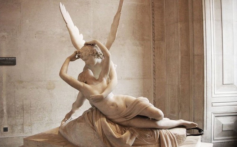 Louvre Müzesi'ndeki Eros ve Psyche