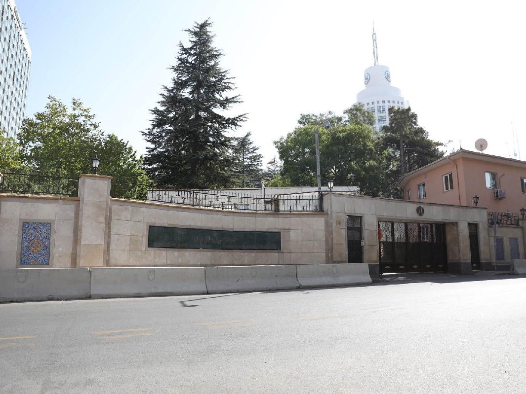 Ankara'da alarm!  Büyükelçiliğe bomba ihbarı