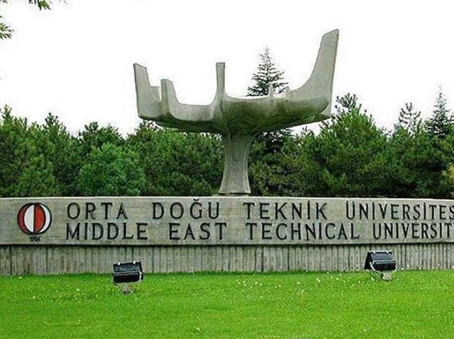 Erdoğan, 'Tayyipler Alemi' pankartı açan ODTÜ'lülerle görüştü
