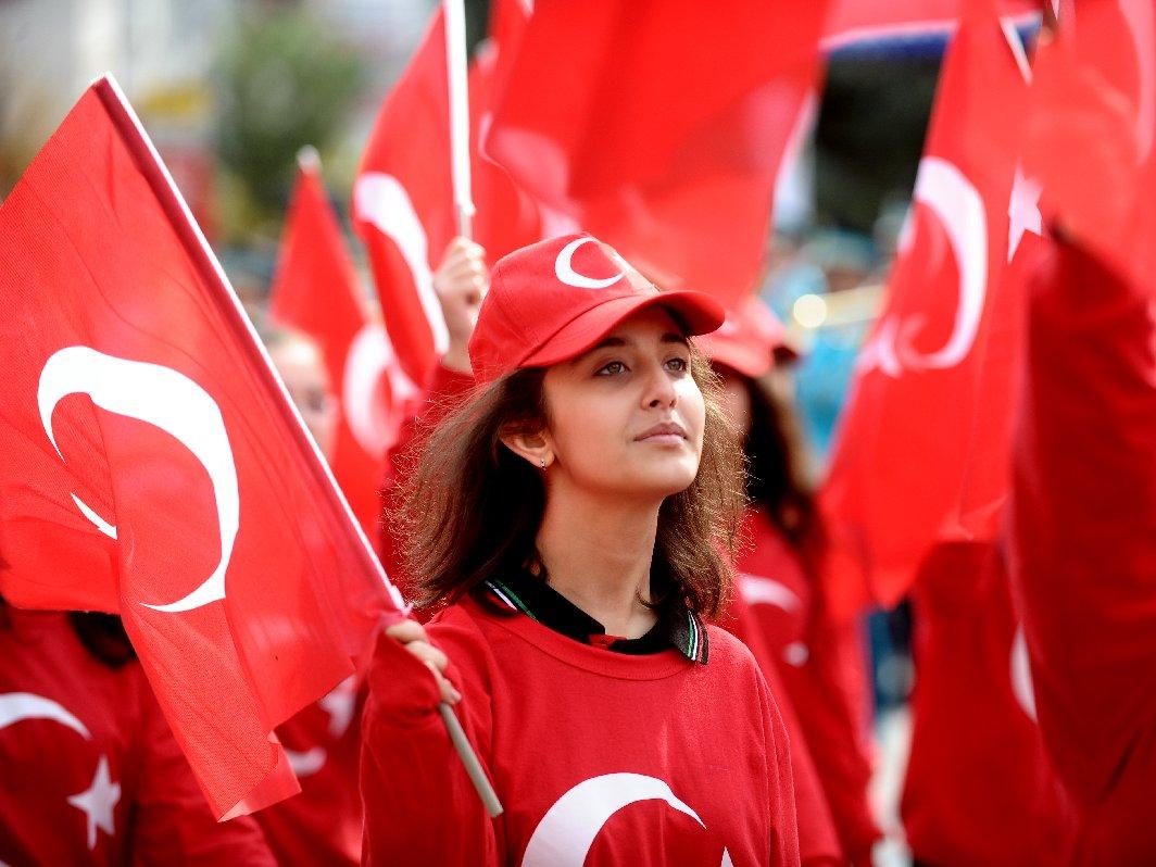 İstanbul valiliğinden 29 Ekim açıklaması geldi! 29 Ekim Cumhuriyet Bayramı tatil mi?