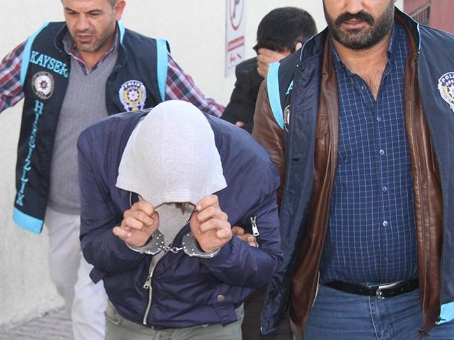 İstanbul'dan gelip 10 günde 12 ev soyan hırsızlar, tutuklandı