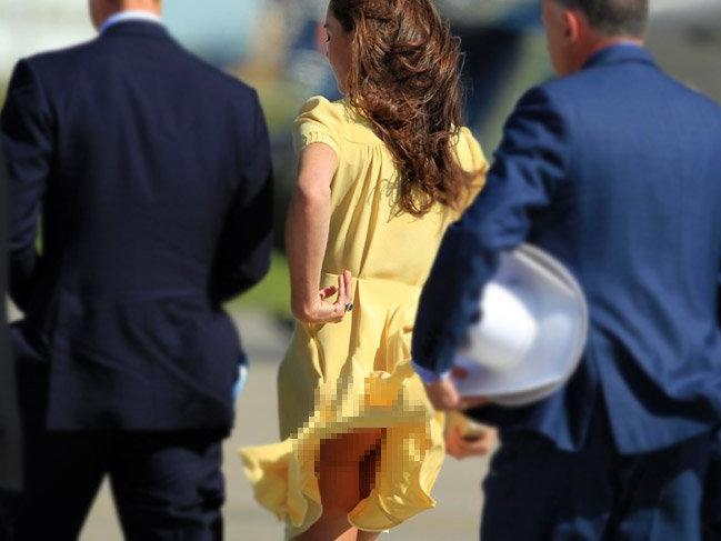 Kate Middleton sürekli rüzgarın azizliğine uğruyor, eteği havalanıyor!