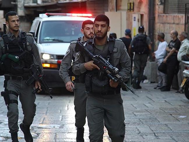 İsrail polisi Kudüs Valisi'ni gözaltına aldı
