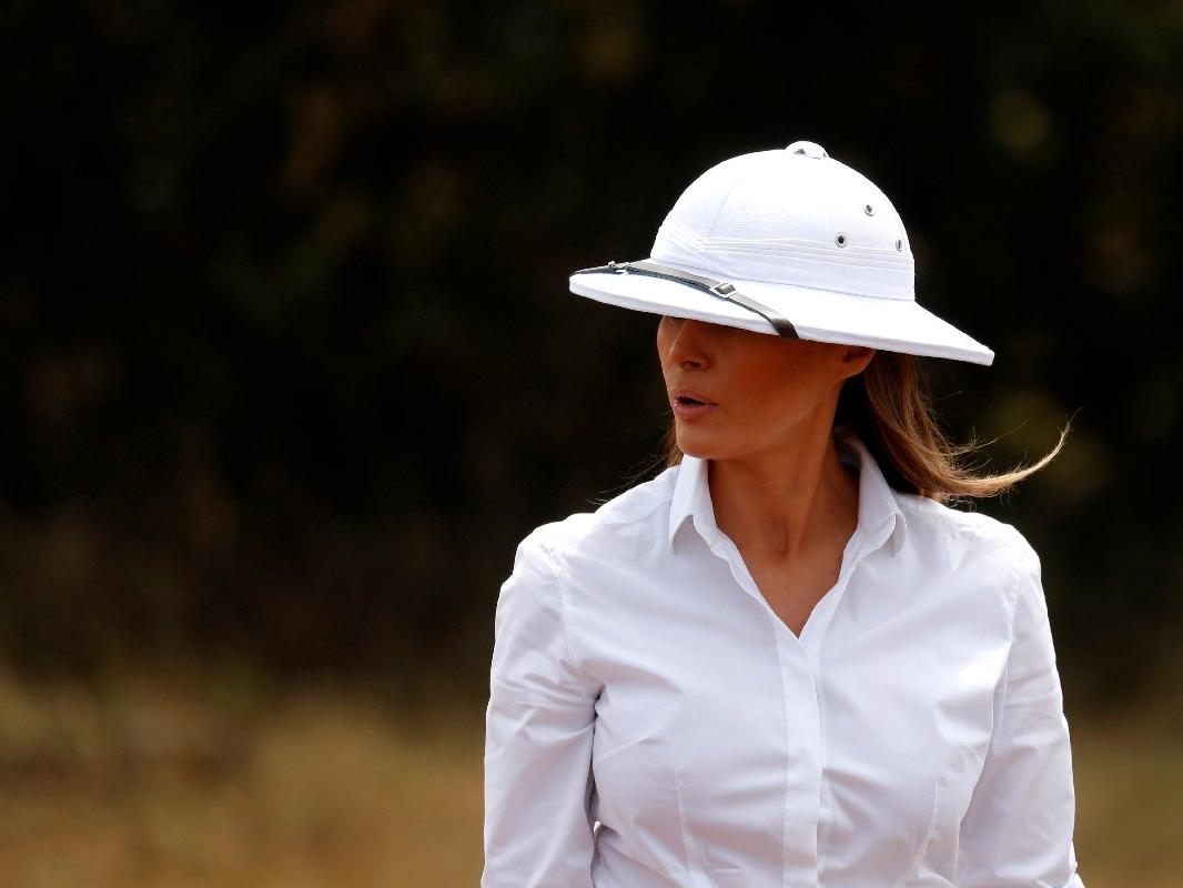 Ne taktın Melania? First Lady'nin şapkası olay yarattı