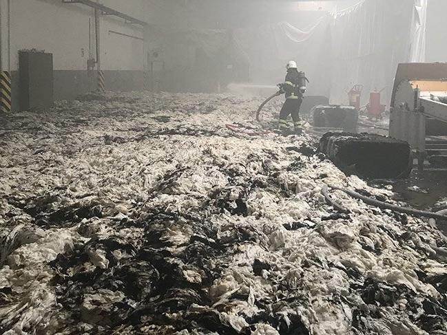 Gaziantep'te tekstil fabrikasında yangın